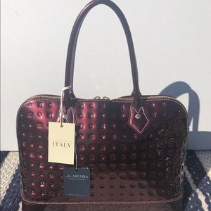 NEW Arcadia Patent Leather Handbag Zip Closure